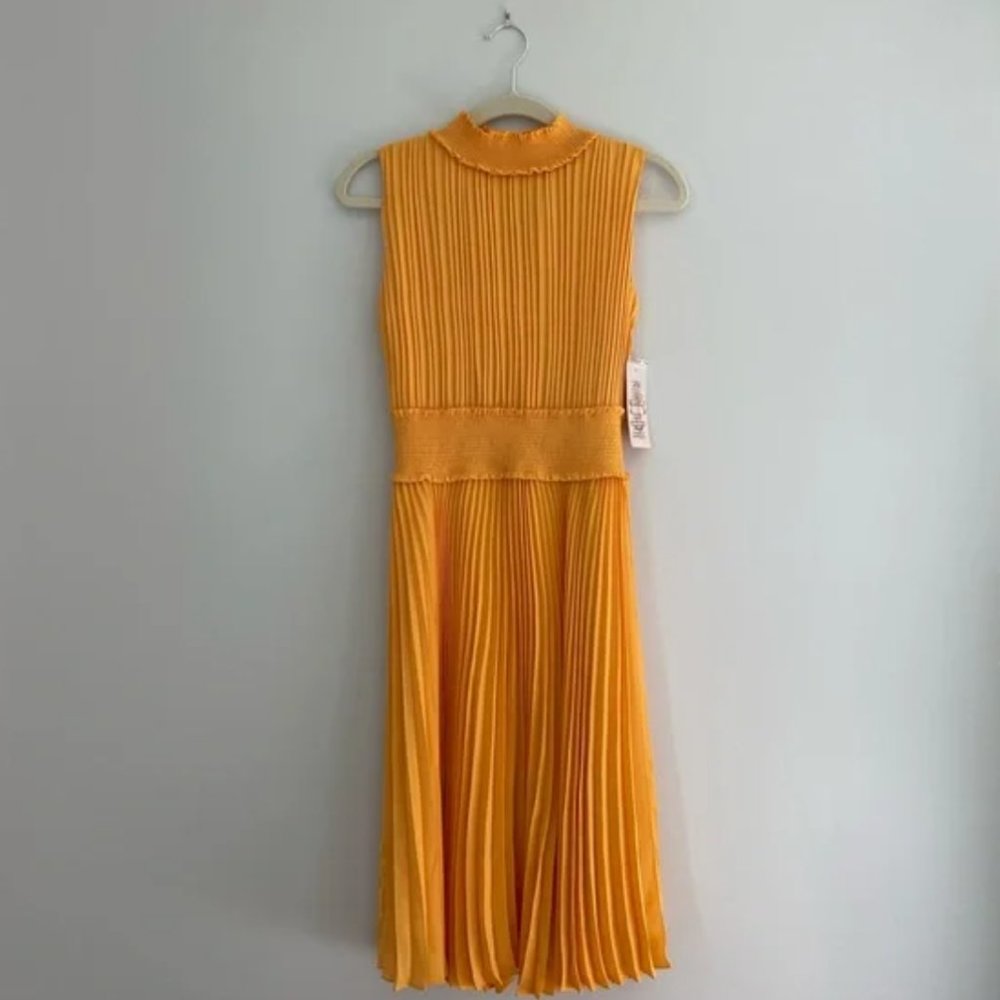 Yellow orange pleated dress NWT in buttercup